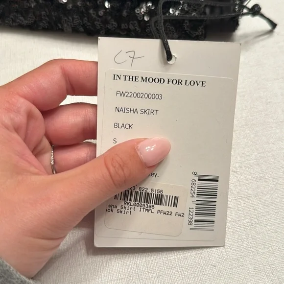 NWT In The Mood For Love Naisha Sequined Mesh Mini Skirt - Picture 3 of 7